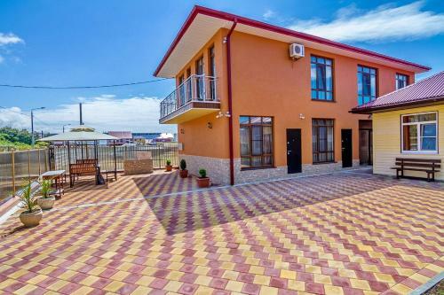 Hostal Guest House August
