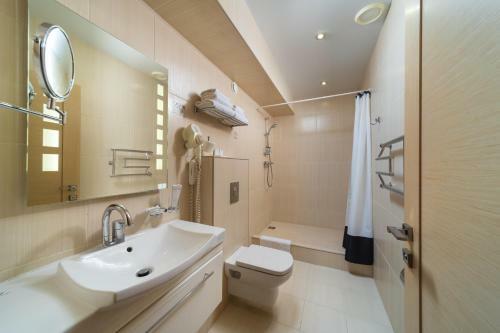 Denart Hotel