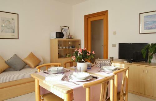 Portosole Apartments