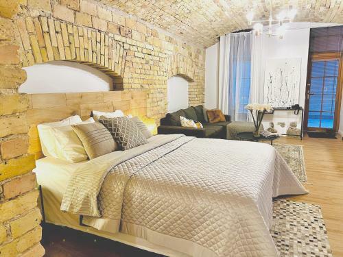 Tomy Old Town Apartments