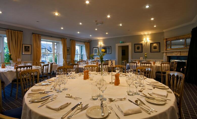 Dunraven Arms Hotel