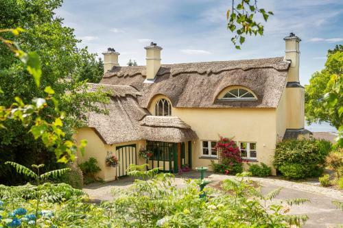 Hotel Sheen Falls Lodge