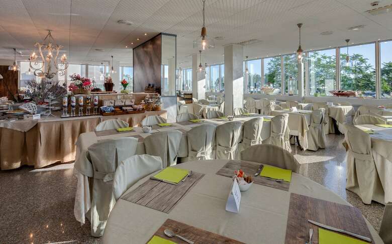Best Western Maison B Hotel