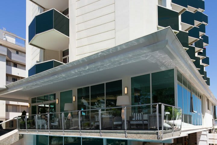 Best Western Maison B Hotel