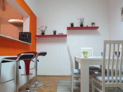 Traveler's Premium Apartment