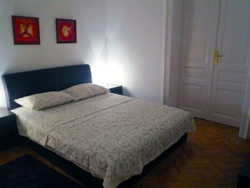 Traveler's Premium Apartment