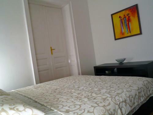 Traveler's Premium Apartment