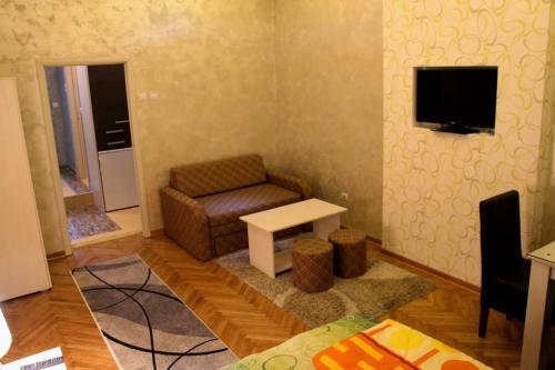Traveler's Premium Apartment