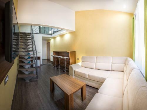 Hostal Central Park Residence