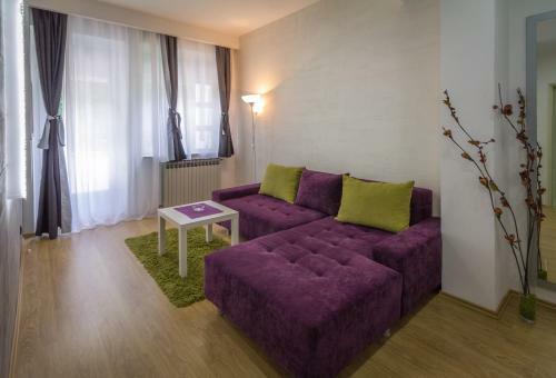 Hostal Central Park Residence