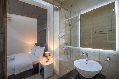 Hostal Central Park Residence