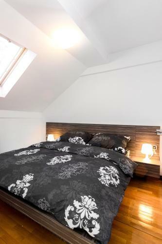 Hostal Central Park Residence