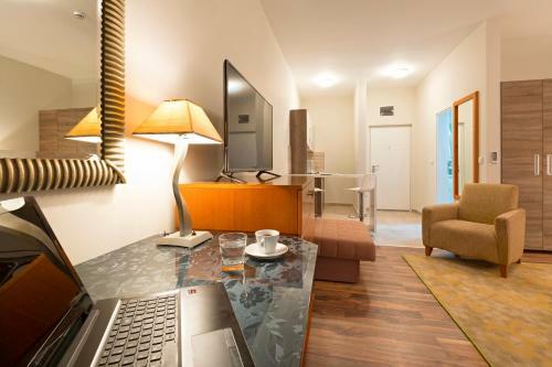Hotel Avalon