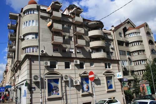 Gaga Apartments