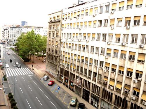 Traveler's Hostel & Apartments