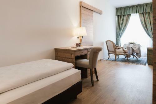 Laguscei Dolomites Mountain Hotel