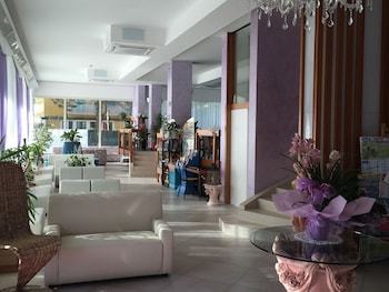 Hotel Sahara