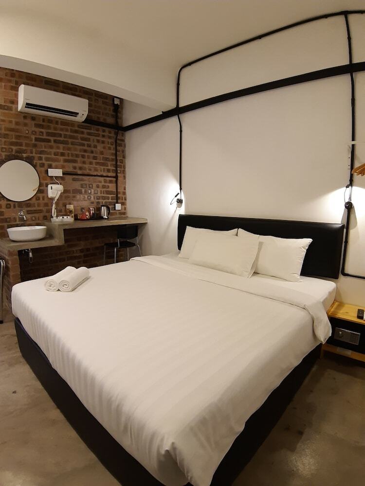Suite 18 Boutique Hotel