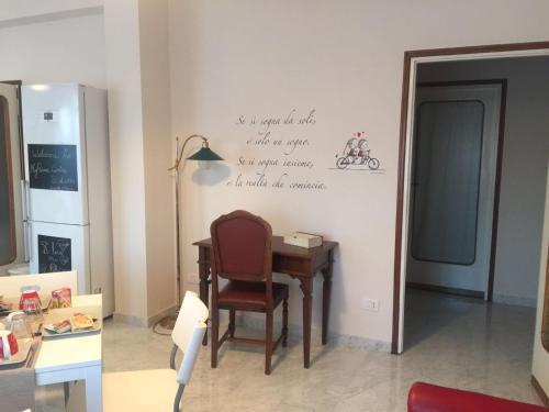 Hostal Room Center Station