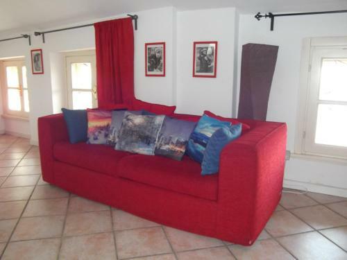 Hostal La Luna Blu In Old Town