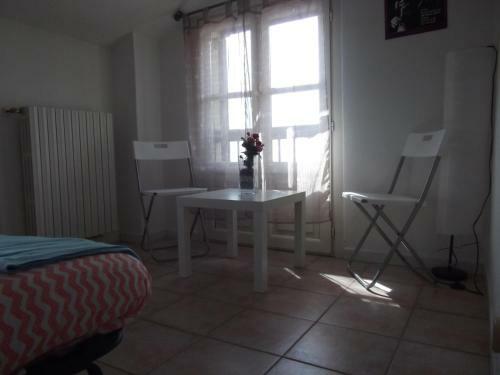 Hostal La Luna Blu In Old Town