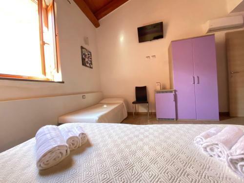 Hostal Gioia Guesthouse