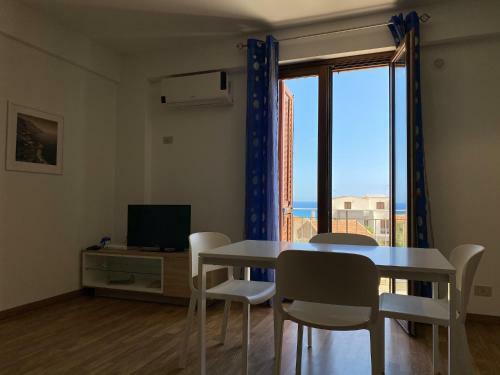 Marina Di Petrolo Hotel & Spa