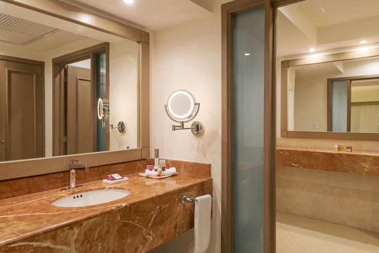 Hotel Wyndham Alltra Cancun - All-inclusive Resort