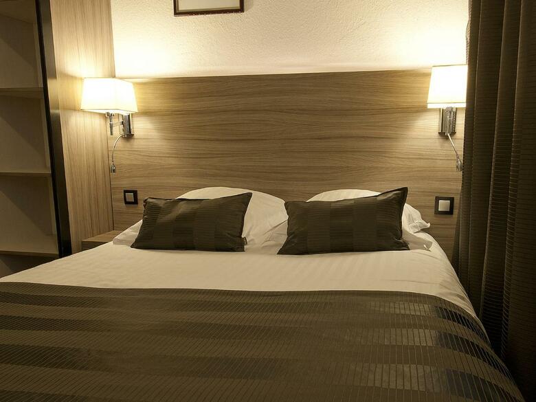 Hotel Le Grillon