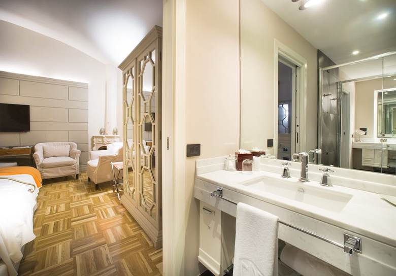 Firenze Number Nine Wellness Hotel