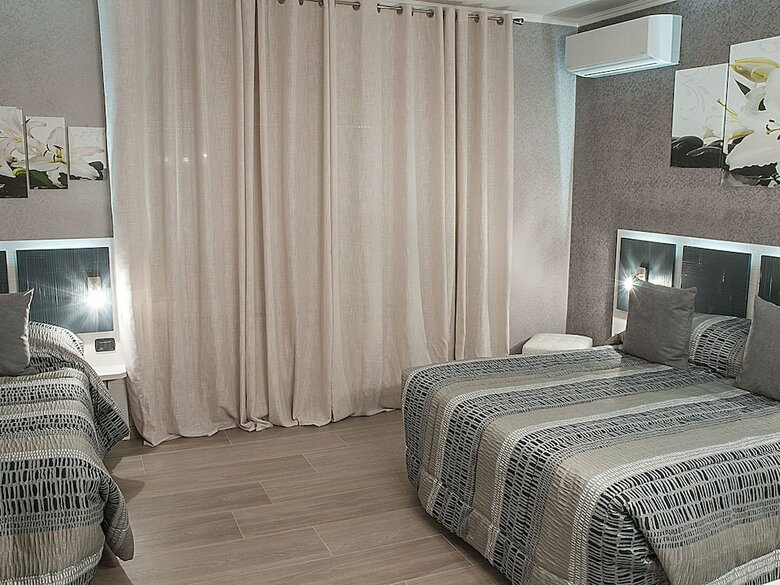 Hostal Albis Rooms Guest House