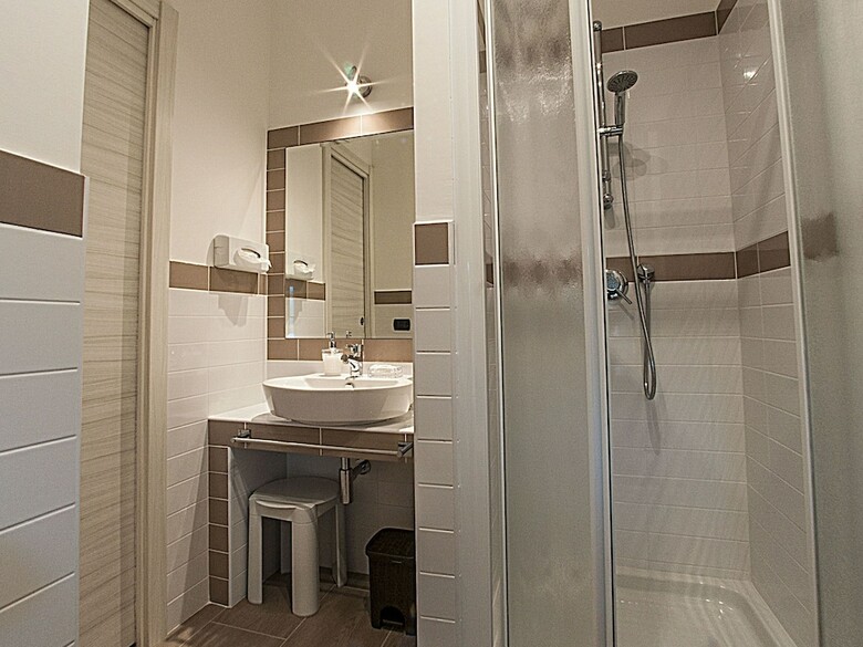 Hostal Albis Rooms Guest House