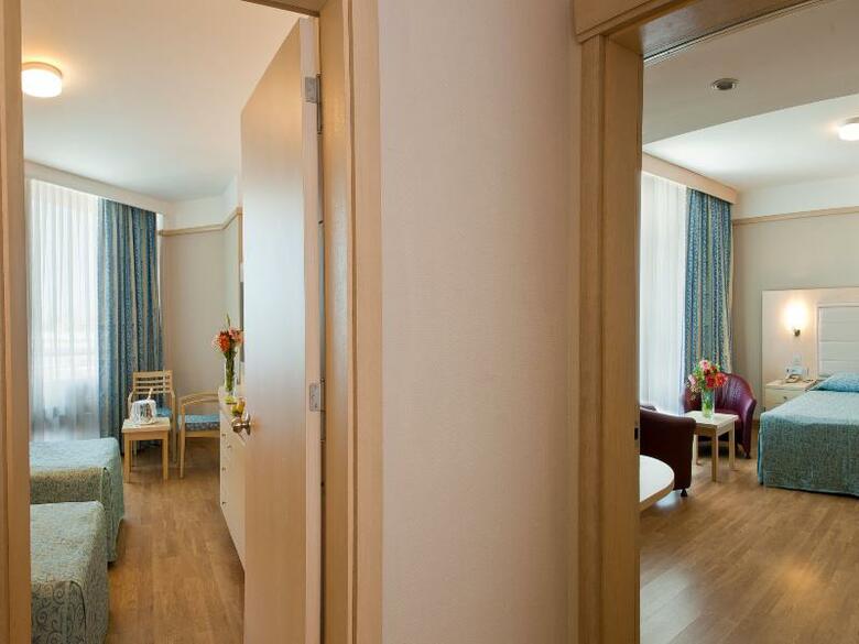 Hotel Golden Coast