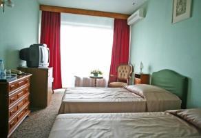 Dnister Premier Hotel