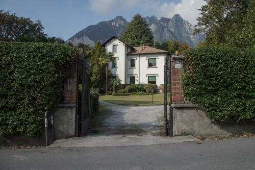 Hostal Villa Del Cigno