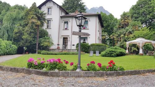 Hostal Villa Del Cigno