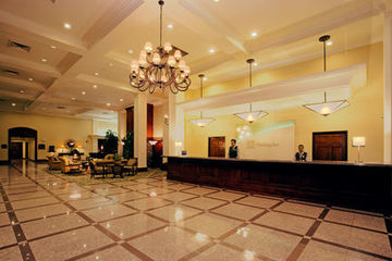 Holiday Inn Visalia Hotel