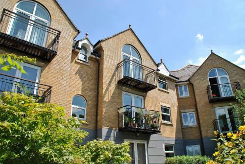 Apartamentos Lord Raglan House One Bedroom