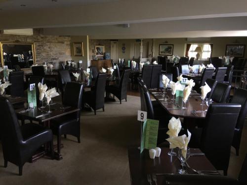 Hotel Red Well Inn