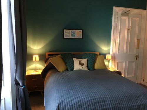 Bed & Breakfast Alberta Guest House