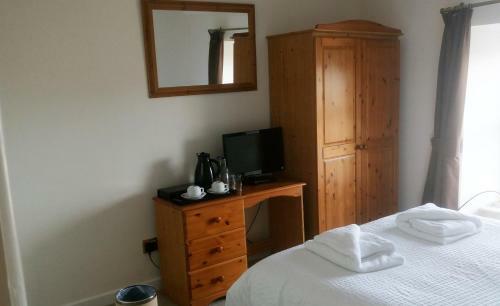 Hostal Byrdir House