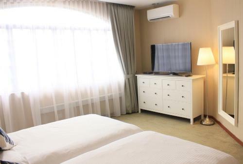 Alocassia Serviced Apartments