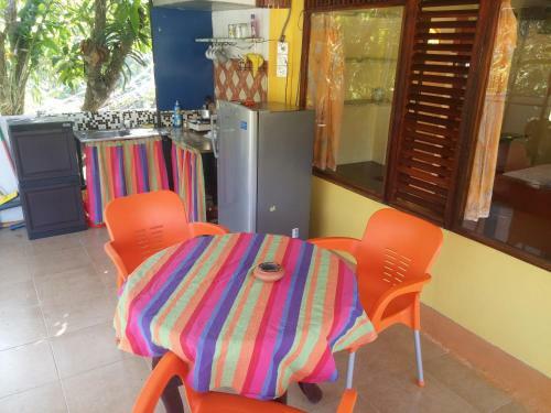 Hostal Birdhouse Unawatuna