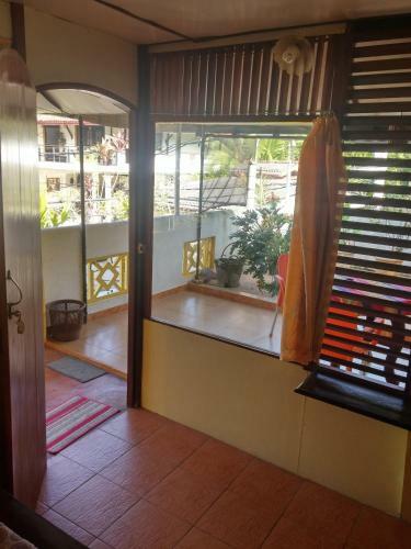 Hostal Birdhouse Unawatuna
