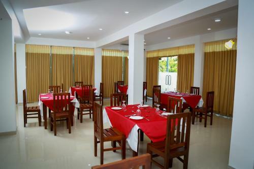 Hotel Muthu Resort & Restaurant