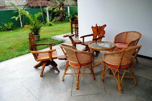 Hostal Mary's Palm Garden