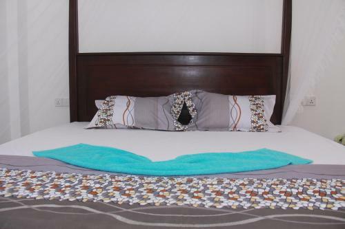 Hostal Mirissa White Plaza
