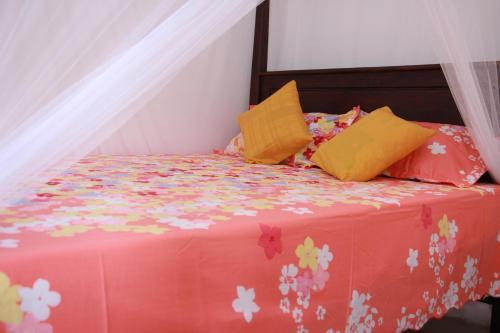 Hostal Mirissa White Plaza