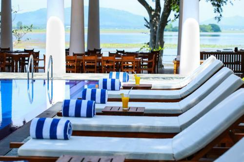Cinnamon Palace Hotel