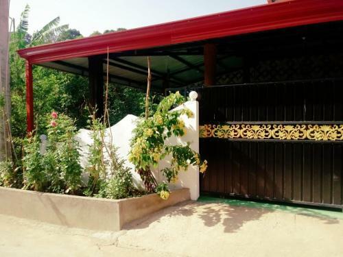 Nethuli Guest Inn And Hostel